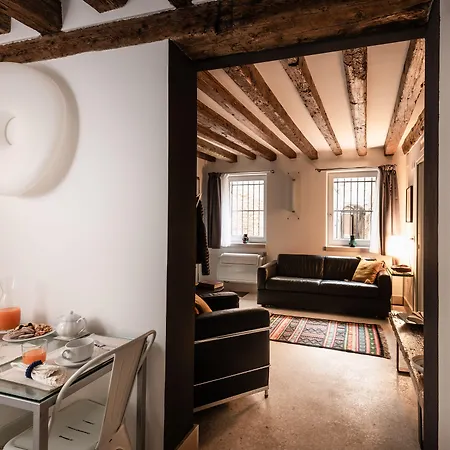 Venice Boutique House-3
